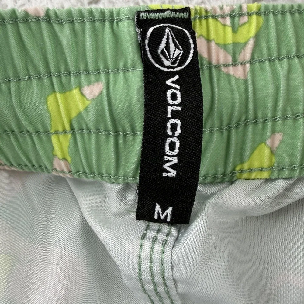 Volcom Swim Shorts Mens Medium Green Retro Graphic Trunks Mesh Lined Girls